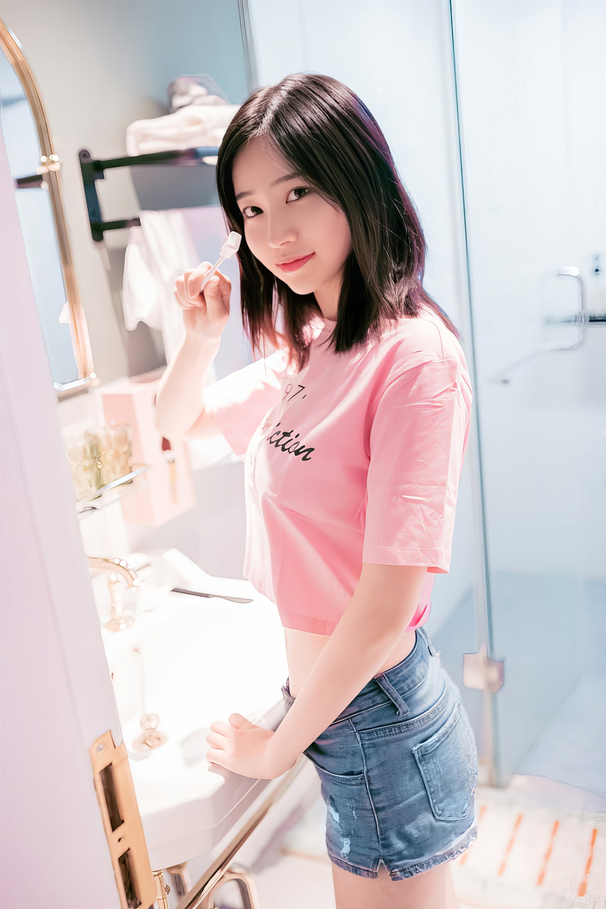 年年nnian – NO.080 短裤T恤[22P]-XikXak